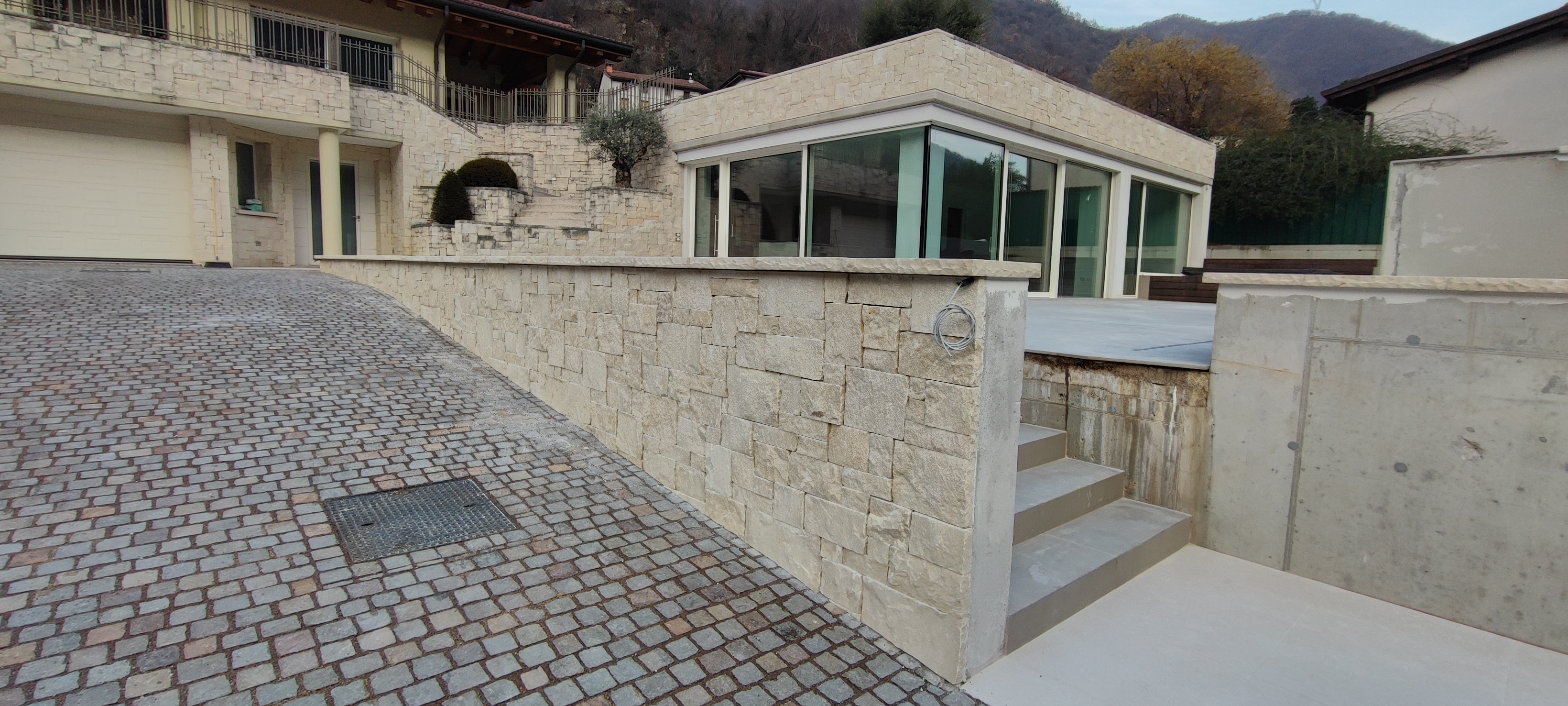 Rivestimento pietra naturale a San Nazario